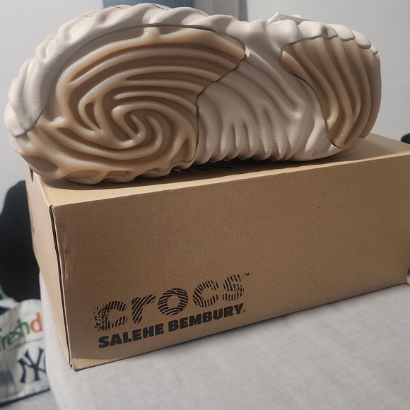 Crocs - Clog Pollex x Salehe Bembury Mens Size 12m (Horchata) - Picture 4 of 8